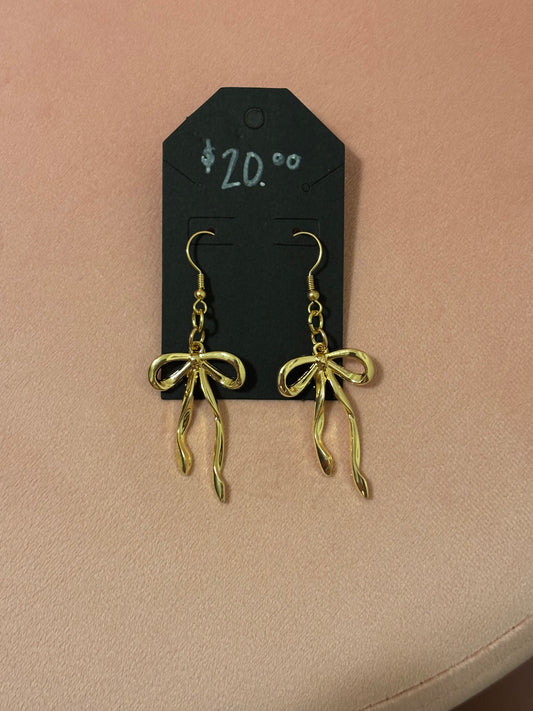 Bow earrings